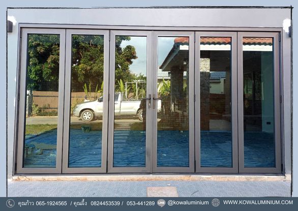 ชุดประตูบานเฟี้ยม หน้าต่างบานเปิด4บาน 