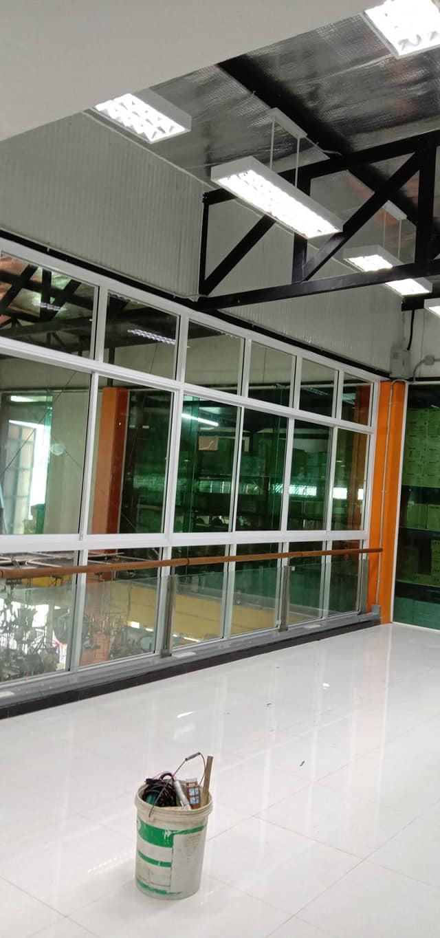 ติดตั้ง​งานกั้นห้อง งานคุณภาพ จากก้าว อลูมิเนียม กระจก เชียงใหม่