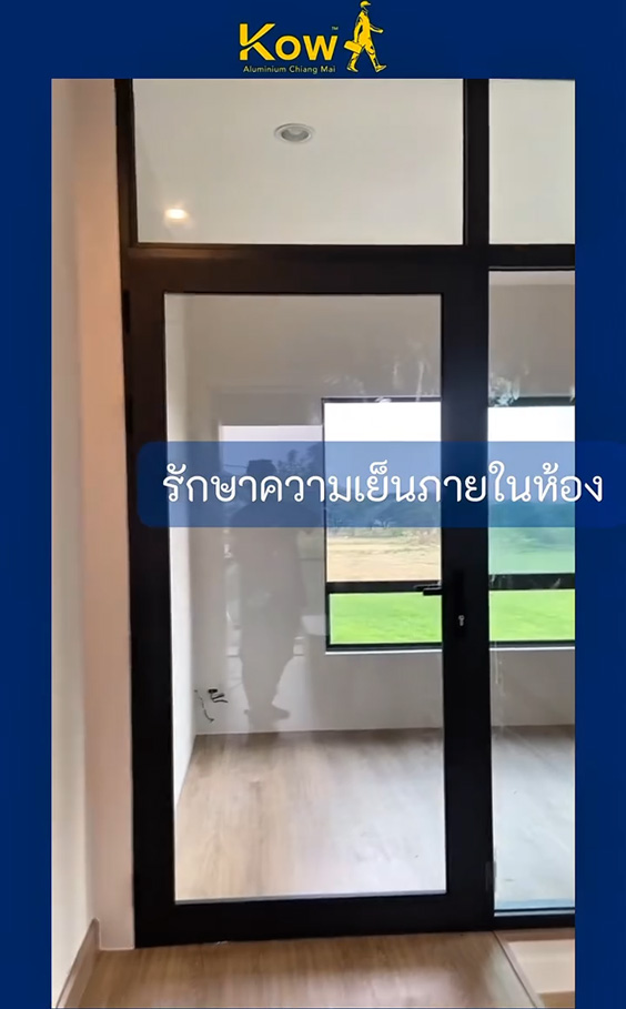 กระจกกั้นห้อง พร้อมประตูบานเปิด หน้างาน อ.สันทราย จ.เชียงใหม่ 3